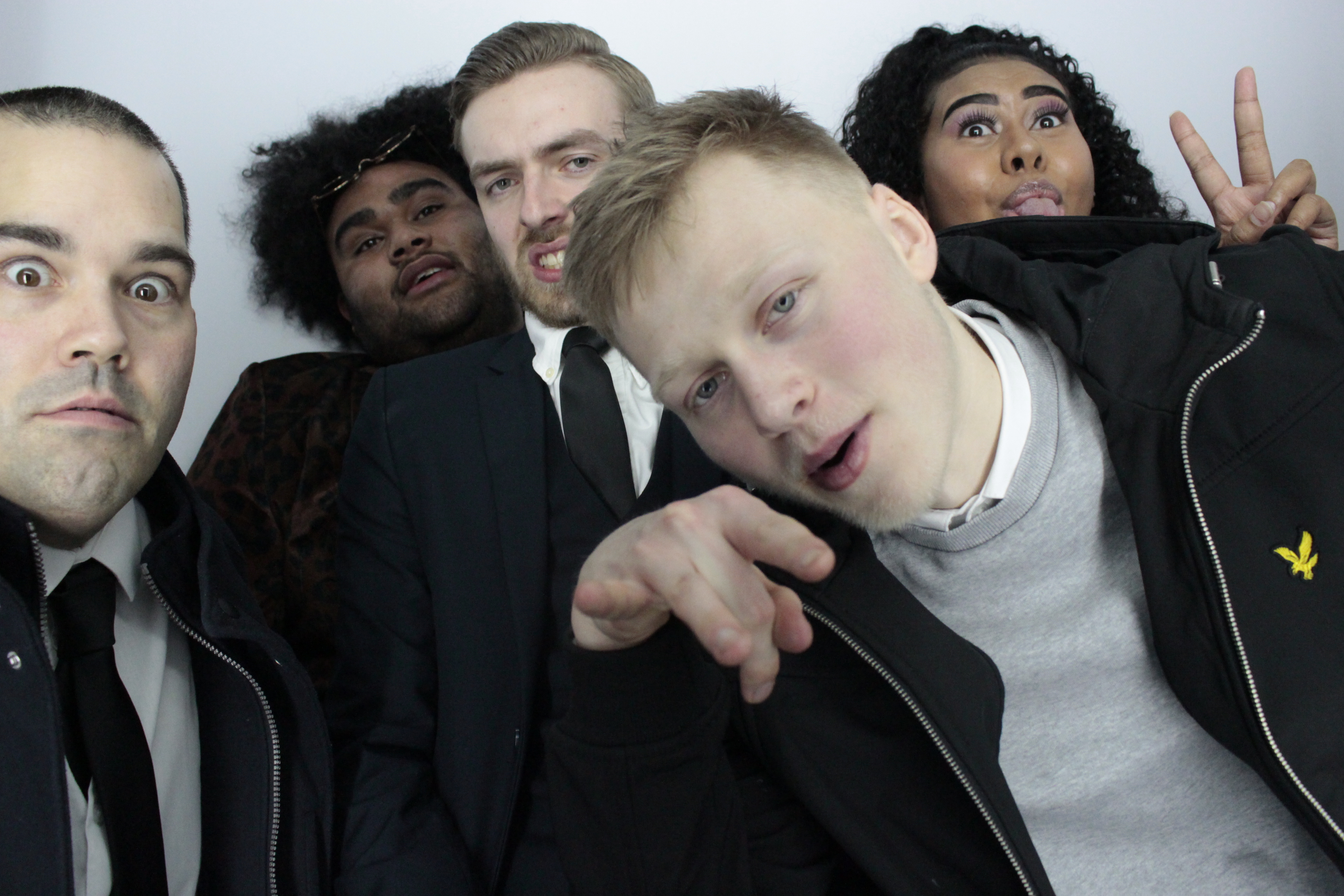 End of Year Party – Aviator  | View more photos from the event at gallery.myphotoboothexperience.co.uk/u/MyPhotoBoothExperienceLtd/End-of-Year-Party-–-Aviator